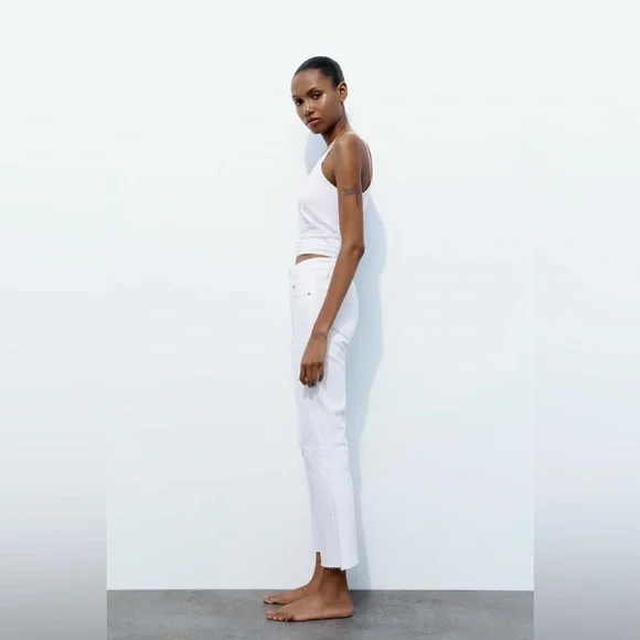 Women's Black Jeans - Picture 11 of 16